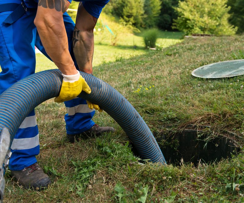 Jak wybrać odpowiednie szambo do domu? Liczba mieszkańców to nie wszystko.